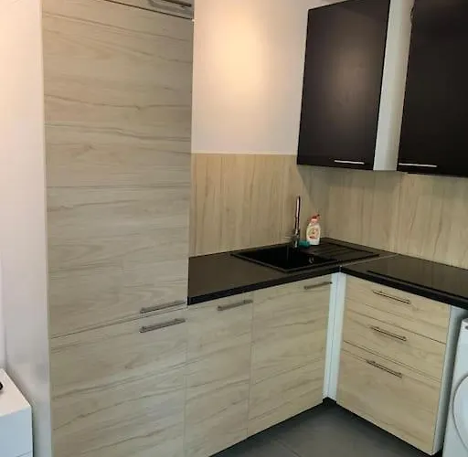 Your 6 With Parking *